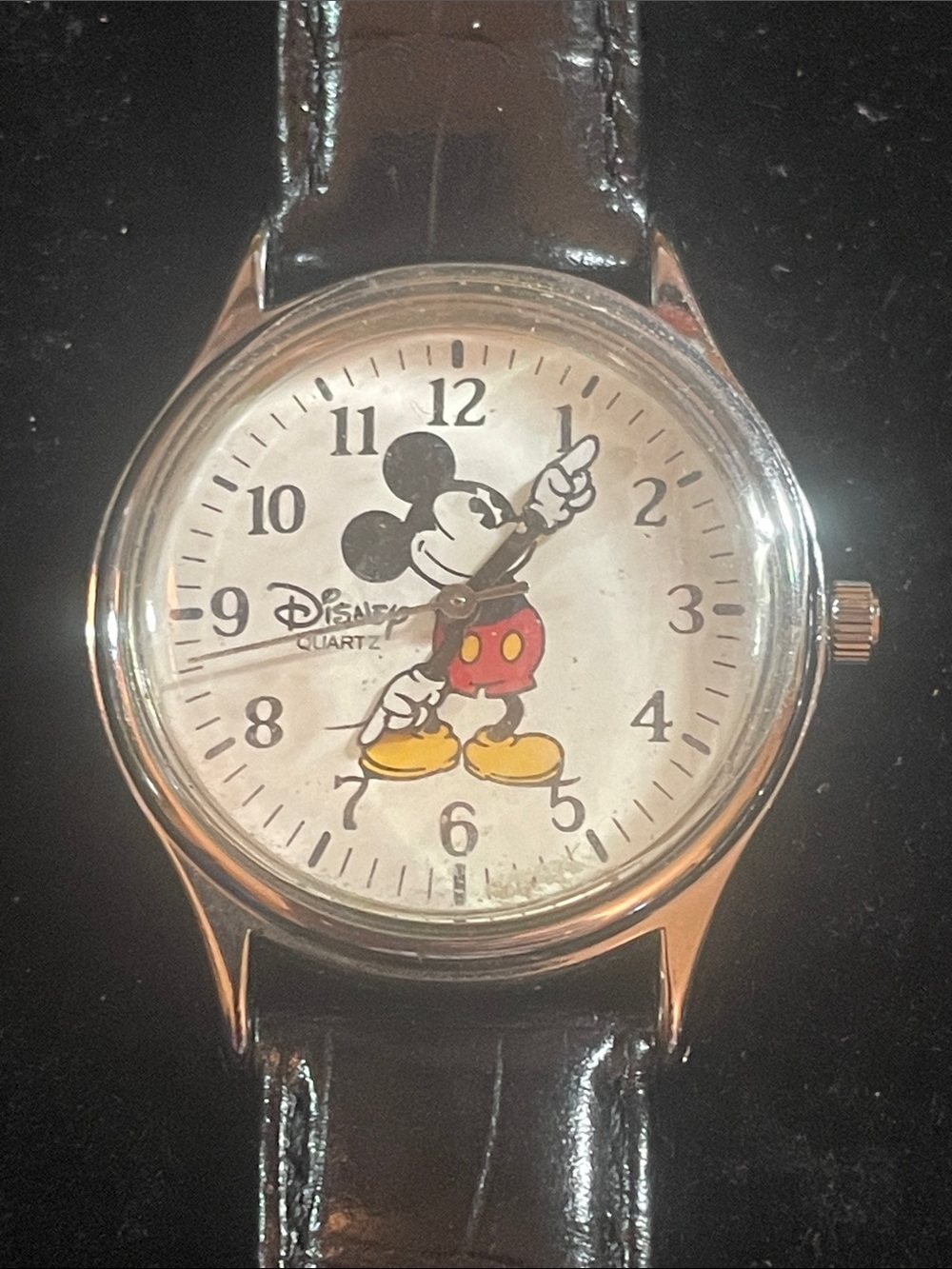 Vintage Mickey Mouse quartz watch